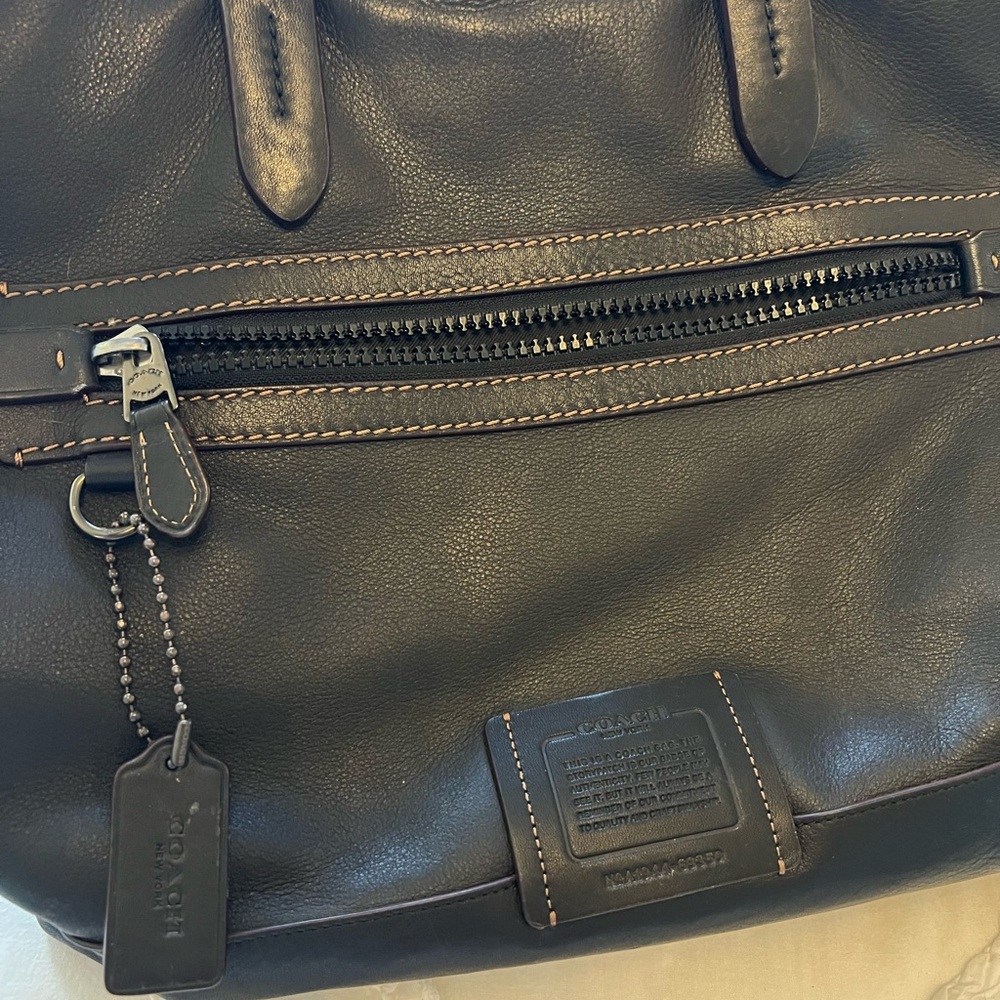 COACH -Signature Black Leather Tote Bag - Carryall - Picture 2 of 6
